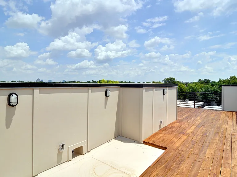2822 Forest Park Blvd — Photo 73
