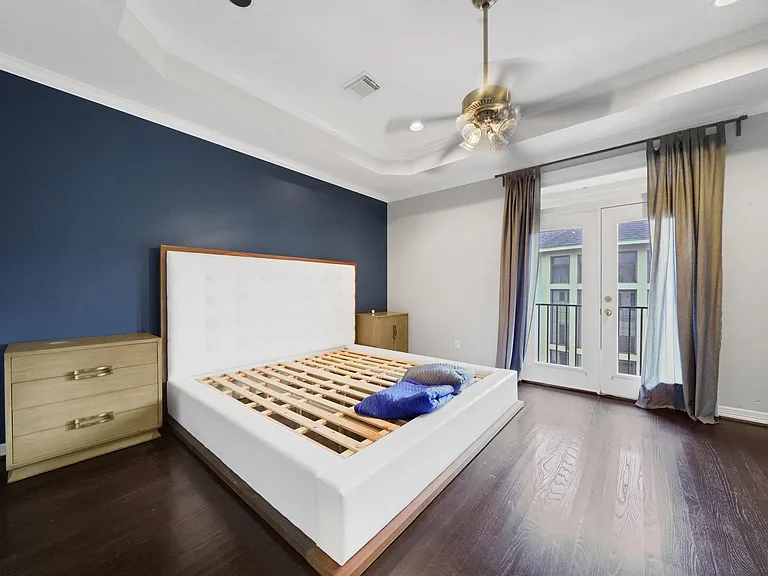 5323 Nolda St #D — Photo 10
