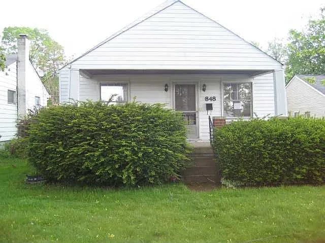 848 Pierce Ave photo 1