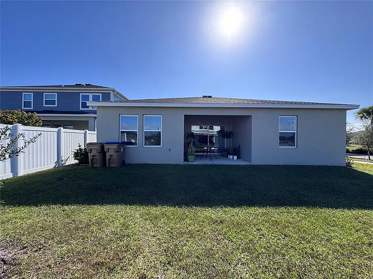 5653 Wood Bridge Pl — Photo 4
