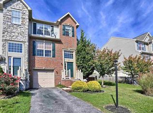 20 Sara Ln, Hanover, PA 17331