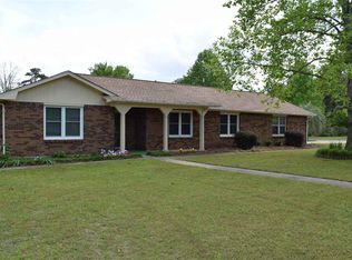 100 Sun Valley Dr, Warner Robins, GA 31093