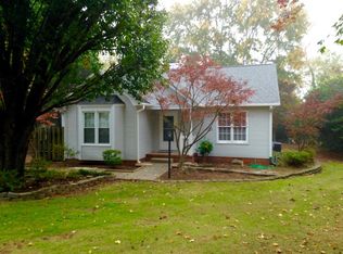 413 Laurel Tree Ln, Simpsonville, SC 29681