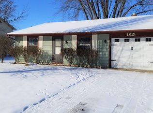 1821 Rio Vista Dr, Fort Wayne, IN 46815