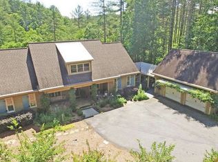 247 Barlow Fields Ln, Hayesville, NC 28904
