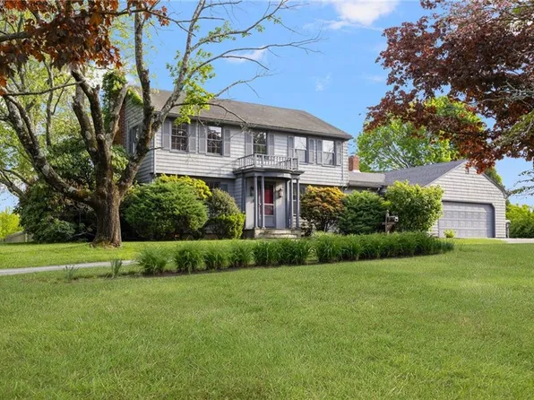 515 Wakefield St, West Warwick, RI 02893