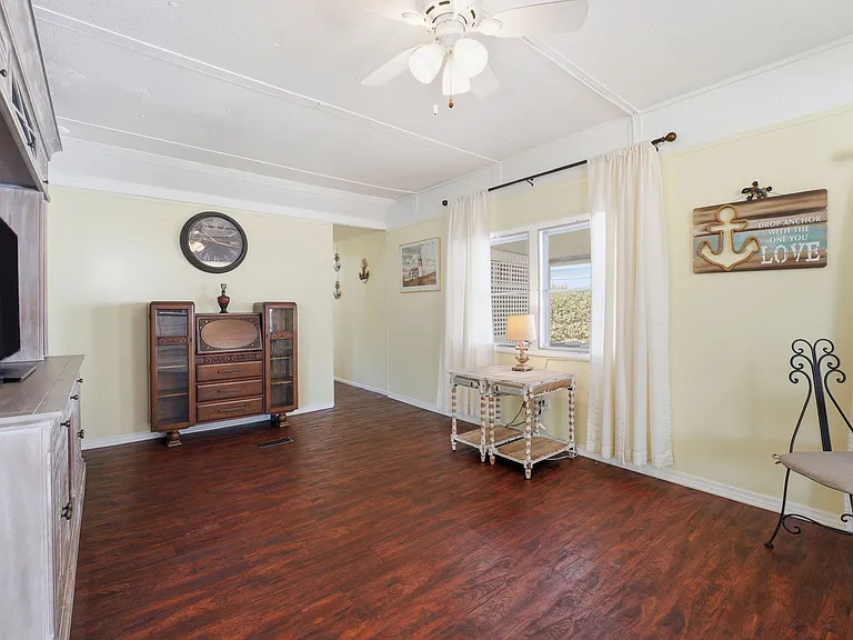 4432 Calm Harbor St — Photo 19