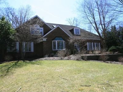 8 Thomas Jefferson Dr, Warren, NJ, 07059