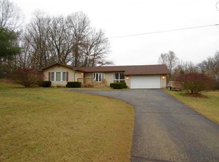 11180 Harlow Rd, Greenville, MI 48838