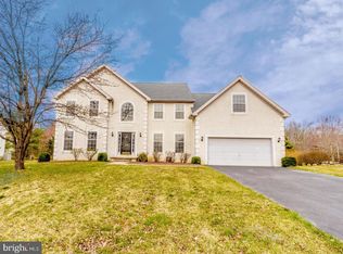 206 Canonero Dr, Bear, DE 19701