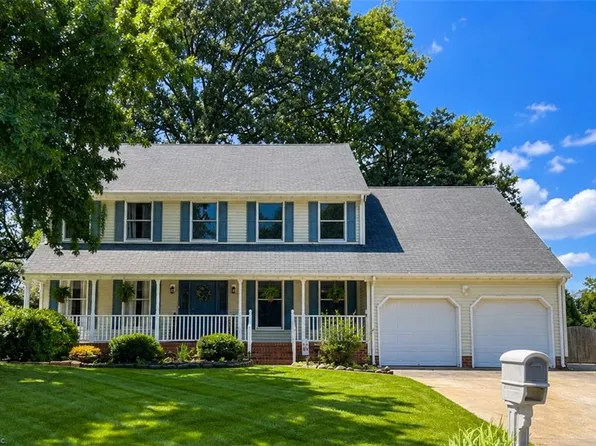 309 Barcelona Dr, Chesapeake, VA 23322
