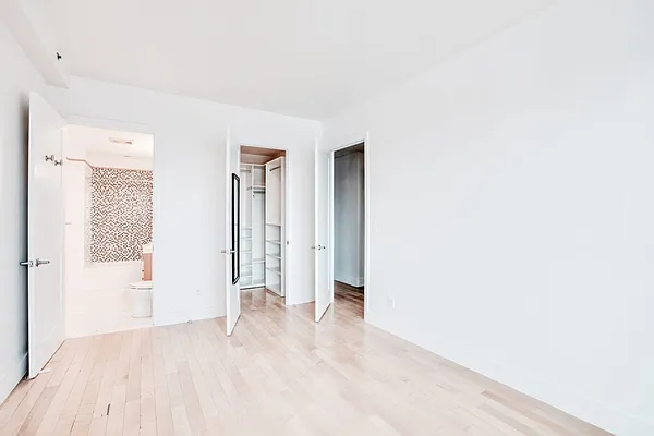 Rented by Modern Spaces | media 21