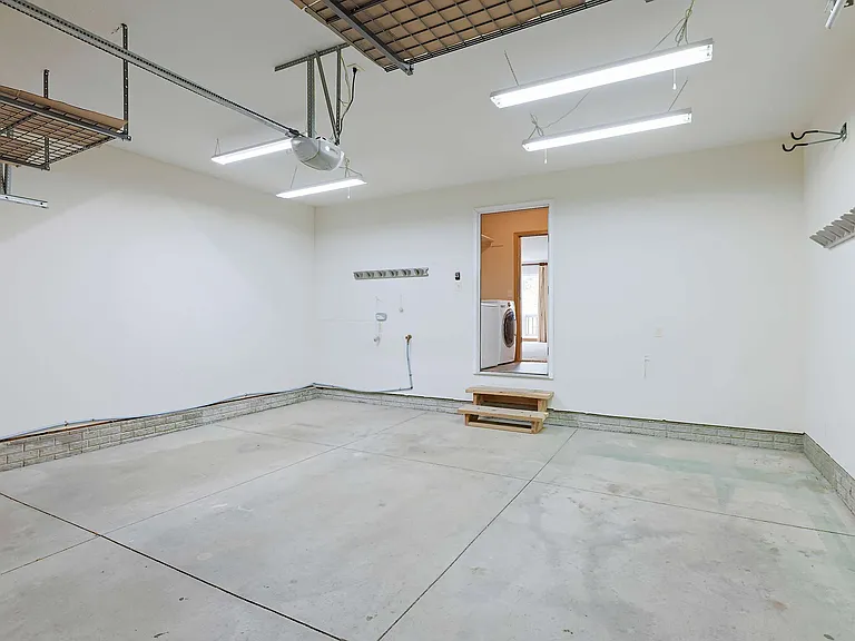 730 Norwood Dr — Photo 50