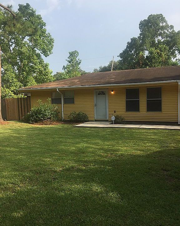 1st image of 219 Maumus Ave