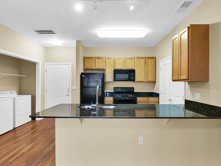 Copper View Apartments — Photo 10