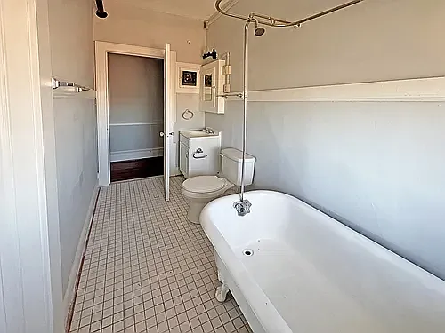 Carolina Apartments — Photo 7