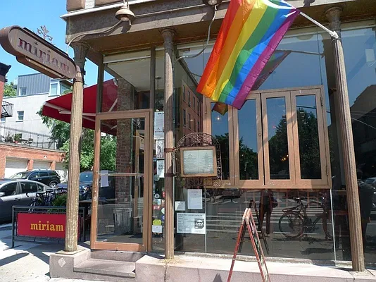 Rented by Level Group | media 115