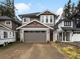 9279 Carleton St #B, Chilliwack, BC