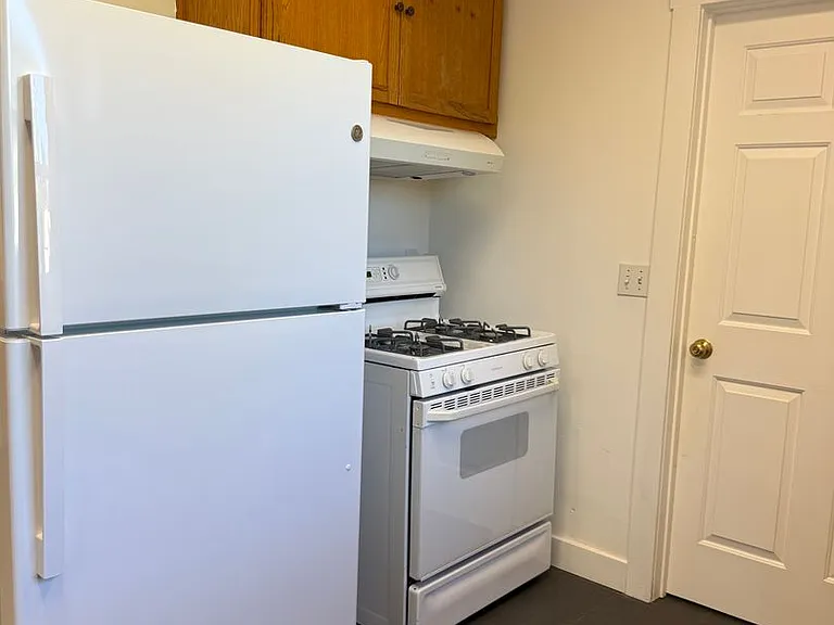 1144 Willis St — Photo 21
