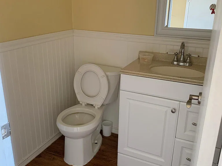 4542 Reyes Dr — Photo 3