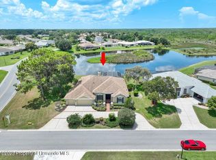 8321 Maybelle Dr, Weeki Wachee, FL 34613