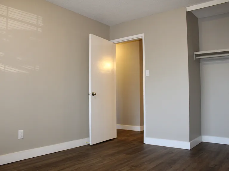 10320 123rd St NW — Photo 11
