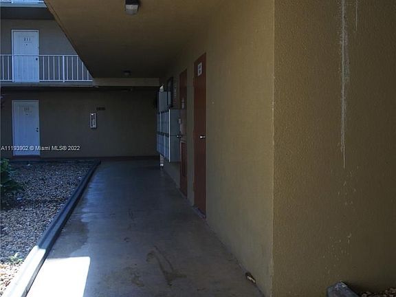 4th image of 4205 N University Dr APT 105