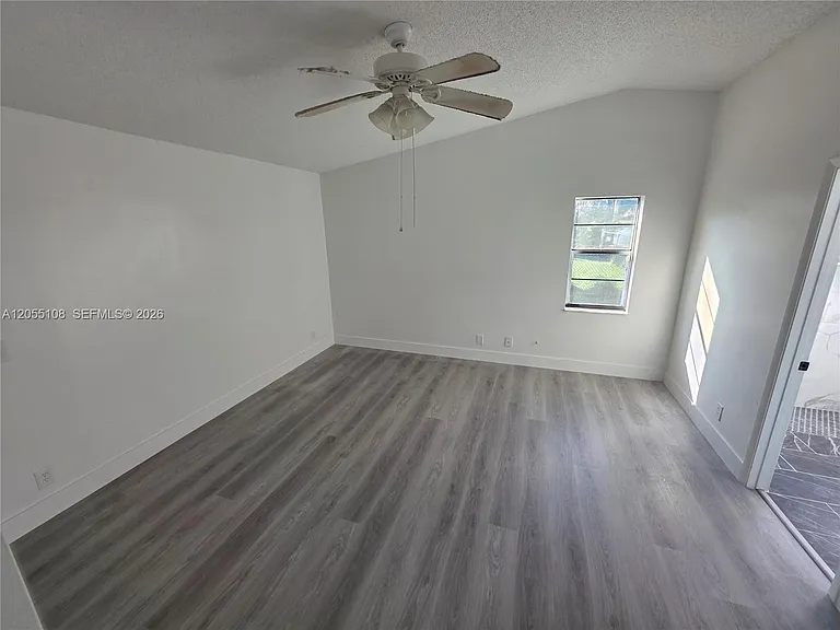 5307 NW 93rd Ave — Photo 6
