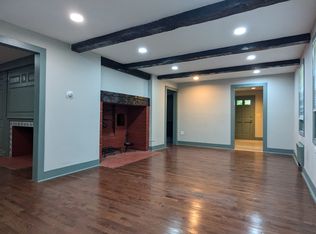 6 Charlton Hill Rd, Hamden, CT 06518