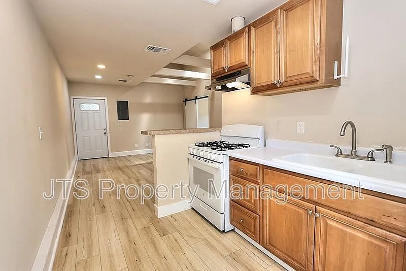 3515 Sue Pam Dr