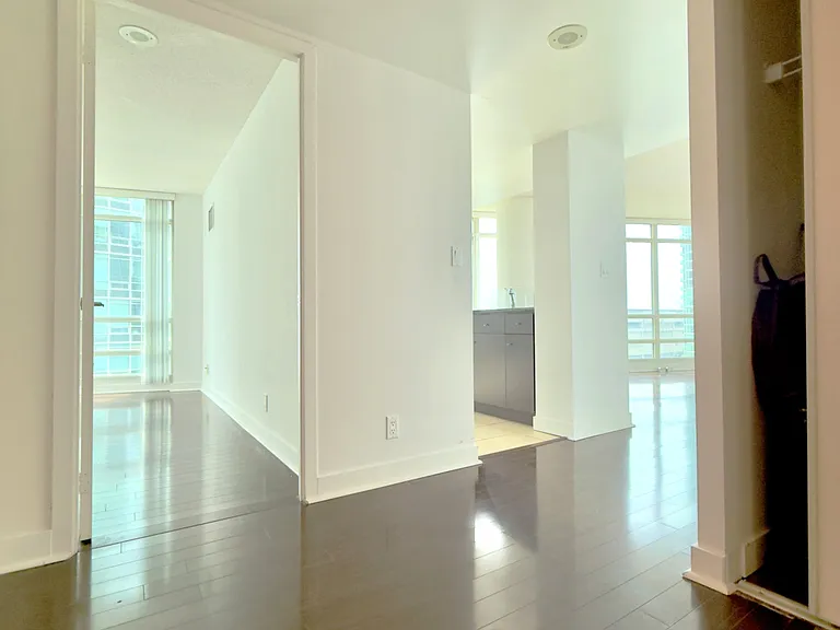 381 Front St W #1608 — Photo 6