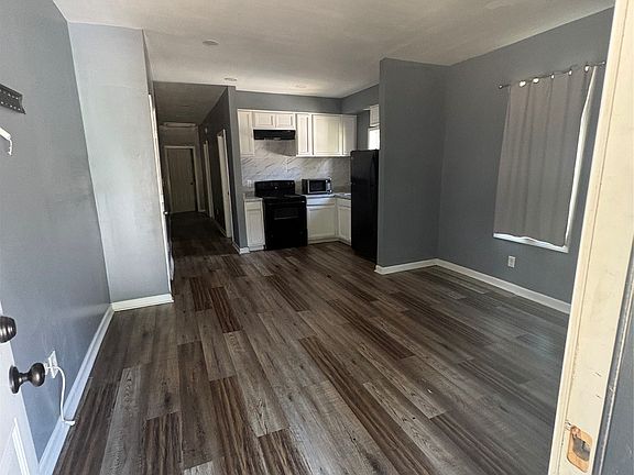 3rd image of 721 Central St #B