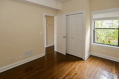 3711 N Wilton Ave #3 — Photo 3