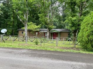 102 Hughes Rd, Scotts Hill, TN 38374