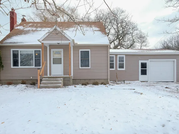 12175 Kingsbury Rd, Delton, MI 49046