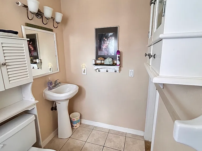 211 Circle Dr #26 — Photo 7