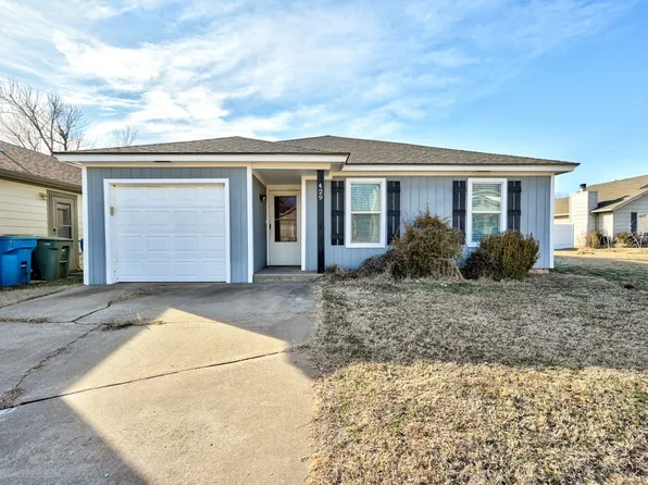 429 Belmont Dr, Edmond, OK 73034