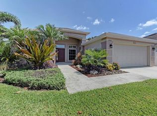 1052 Meadow Breeze Ln, Sarasota, FL 34240