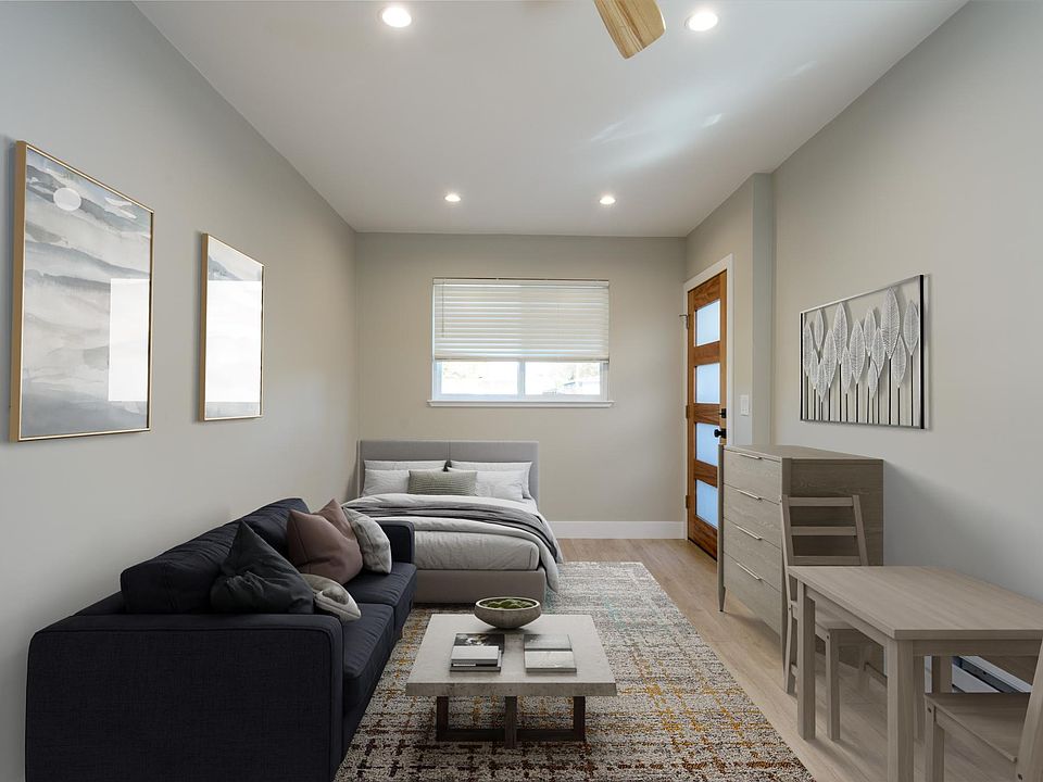 1st image of 780 Ivy Dr #2