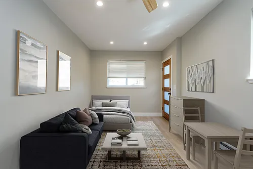 780 Ivy Dr #2 Photo 1