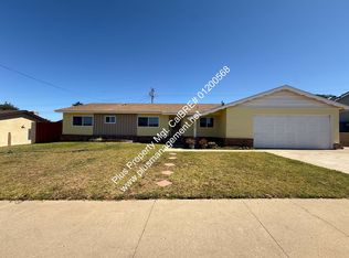 1221 Mira Flores Dr, Santa Maria, CA 93455