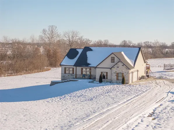 120 Meadow Brooke Dr, Moscow Mills, MO 63362