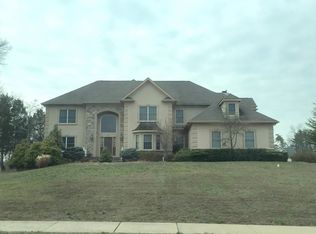 563 Glen Ridge Dr, Bridgewater, NJ 08807