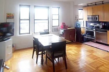 Rented by Fox Residential Group