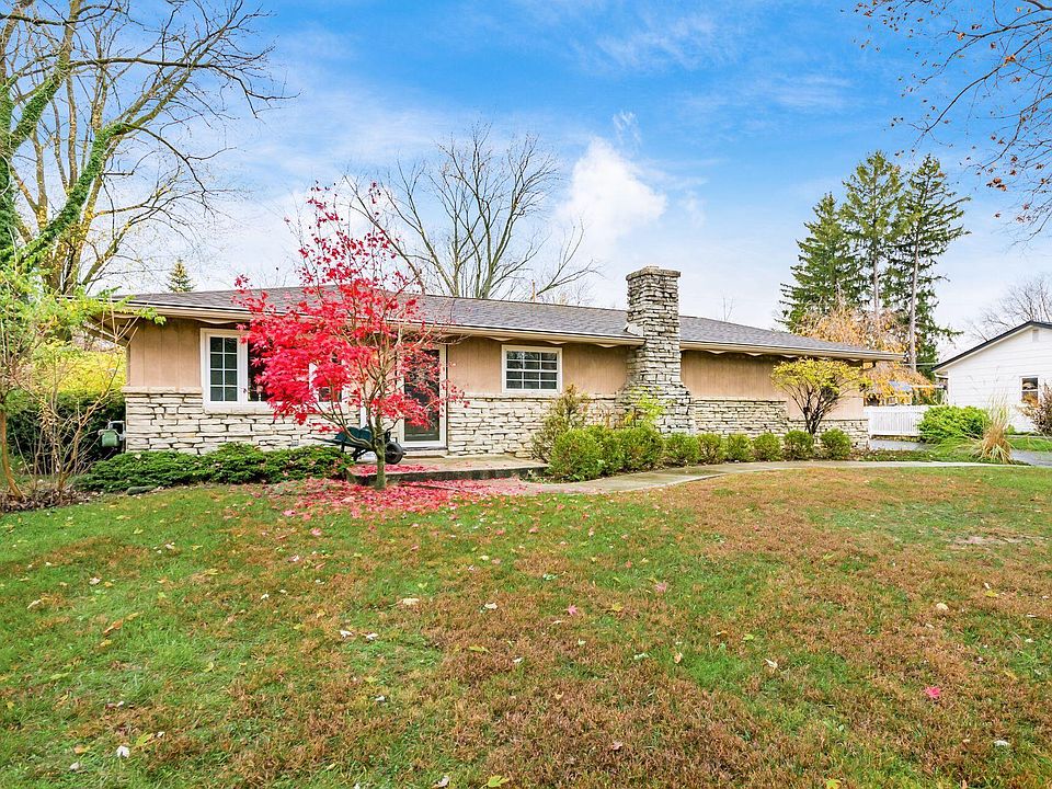 1st image of 3875 Darbyshire Dr