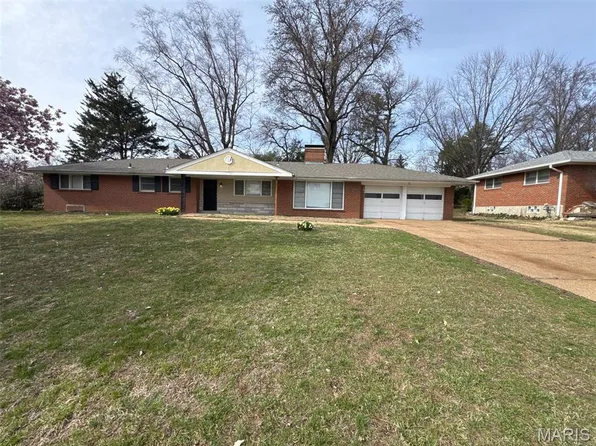 2355 Redman Rd, Saint Louis, MO 63136