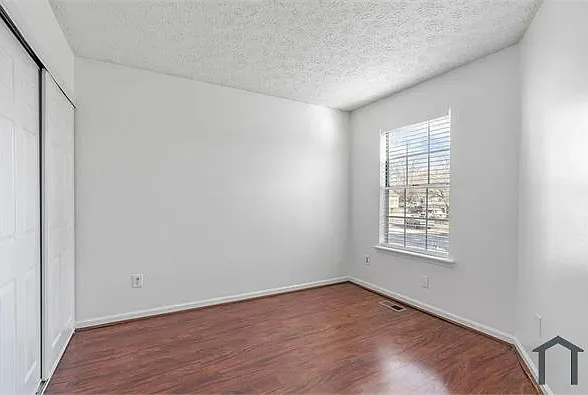 8228 Wynewood Ct — Photo 19