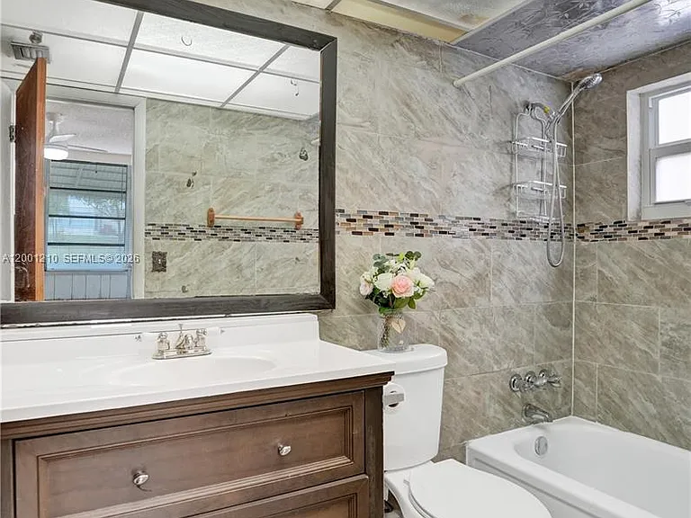 3051 NW 46th Ave #101 — Photo 27