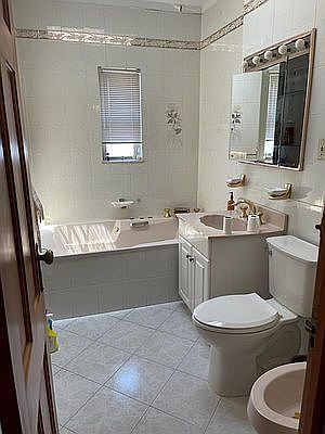 3rd image of 61-51 81st St #1