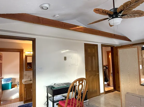 93 Russell St #A, Quincy, MA 02171